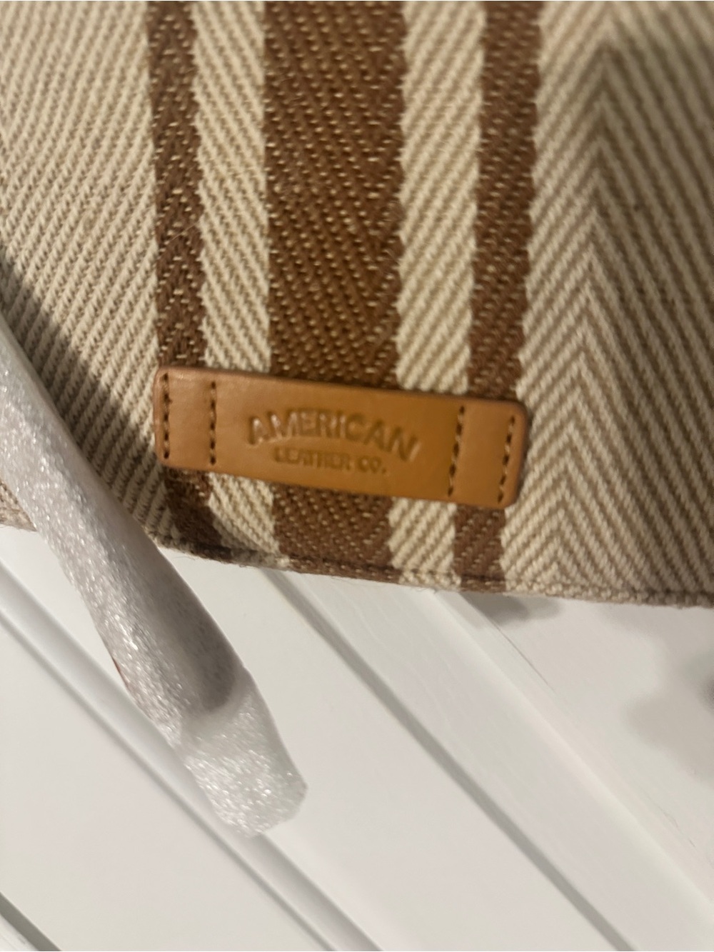 American Eagle Outfitters Beige Wristlet with Brown Stripe Detail - Picture 8 of 10